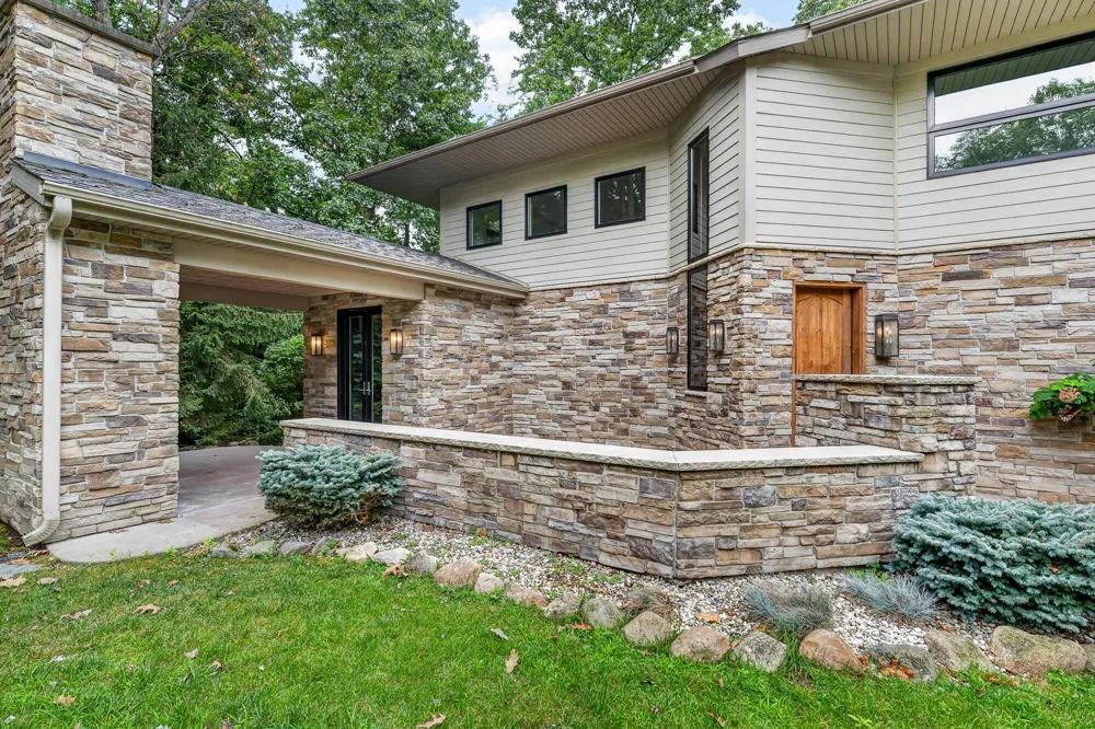 2246 Shelter Pointe Drive Kalamazoo City, MI 49008