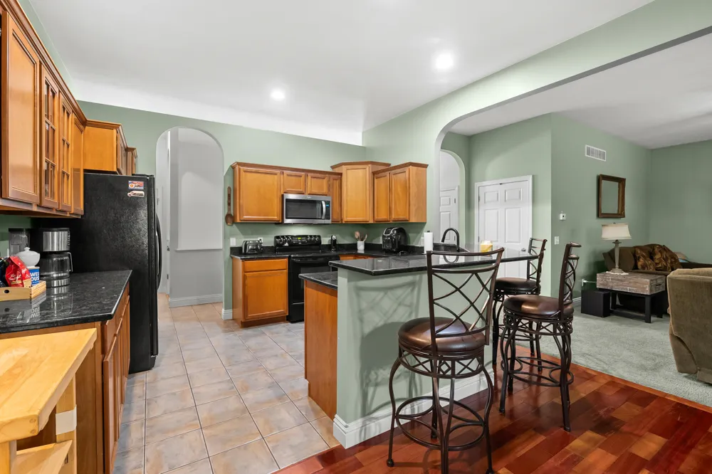48655 Beulah Way Mattawan, MI 49071