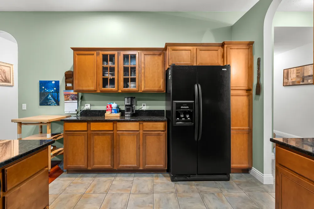 48655 Beulah Way Mattawan, MI 49071
