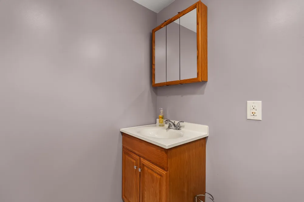 48655 Beulah Way Mattawan, MI 49071