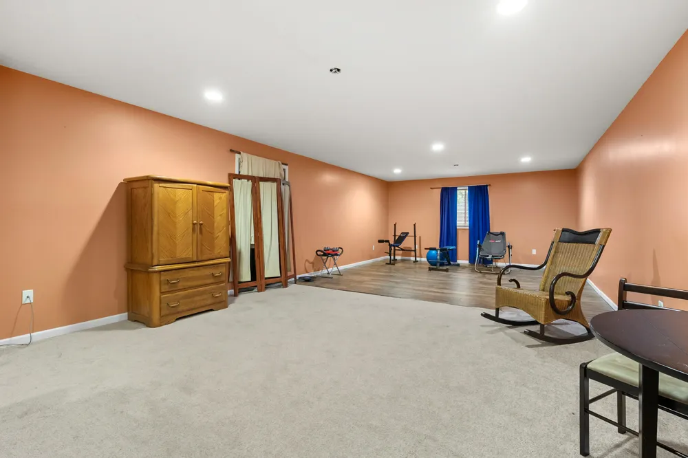 48655 Beulah Way Mattawan, MI 49071