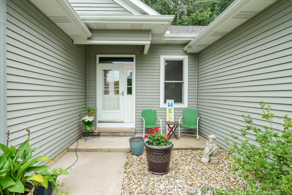 48655 Beulah Way Mattawan, MI 49071