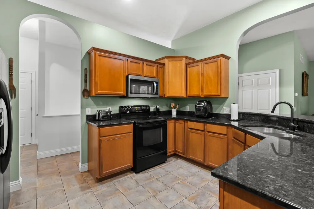48655 Beulah Way Mattawan, MI 49071