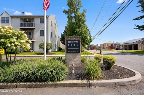 231 Atlantic Street #69
