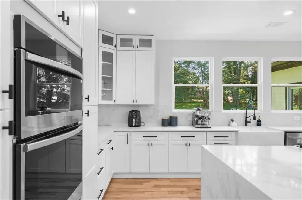 170 Lakeview Lane Fayetteville, GA 30214