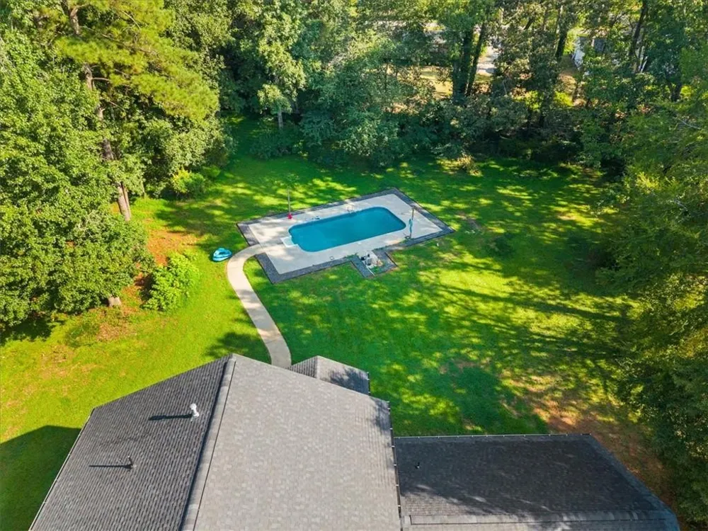 170 Lakeview Lane Fayetteville, GA 30214
