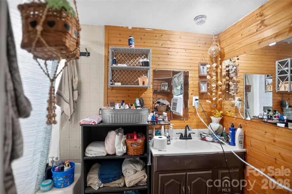 997 Bethel Ridge Lane Morganton, NC 28655