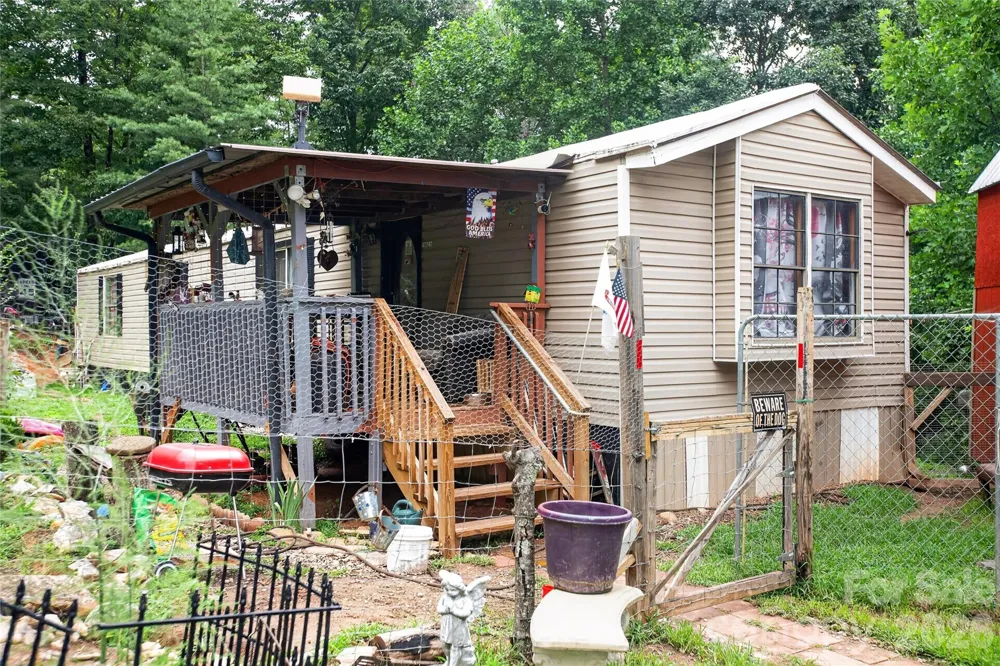 997 Bethel Ridge Lane Morganton, NC 28655