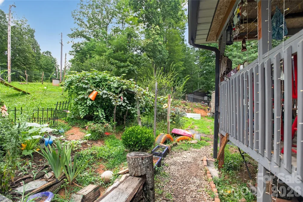 997 Bethel Ridge Lane Morganton, NC 28655