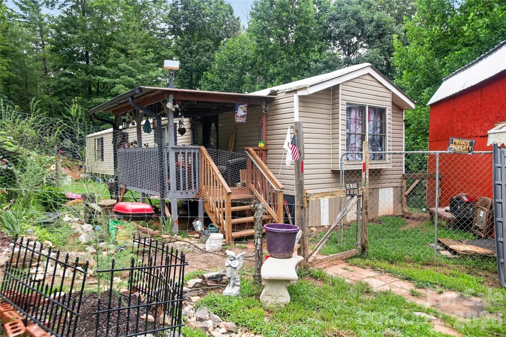 997 Bethel Ridge Lane Morganton, NC 28655
