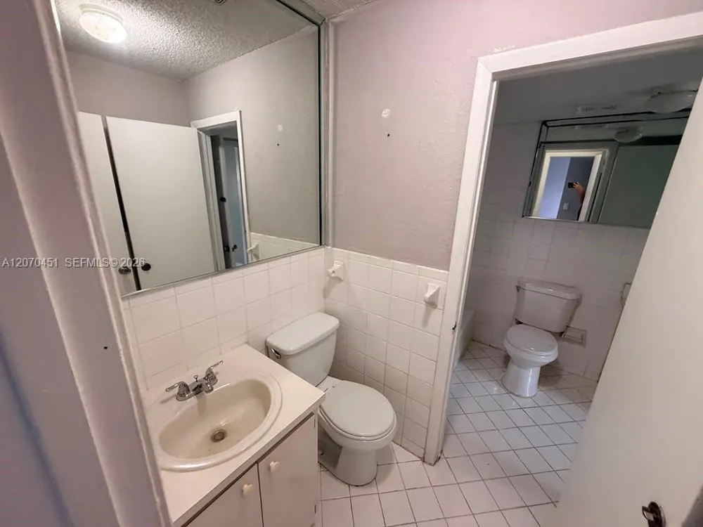 6278 W 22nd Ct #14 Hialeah, FL 33016