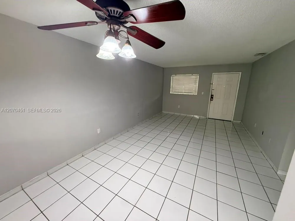 6278 W 22nd Ct #14 Hialeah, FL 33016