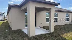 1629 TROPICAL OASIS AVENUE Plant City, FL 33565