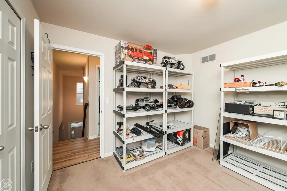 38315 Maple Drive Clinton Charter Township, MI 48038