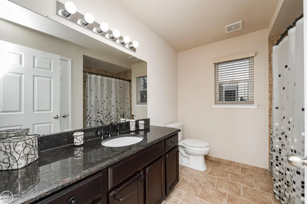 38315 Maple Drive Clinton Charter Township, MI 48038