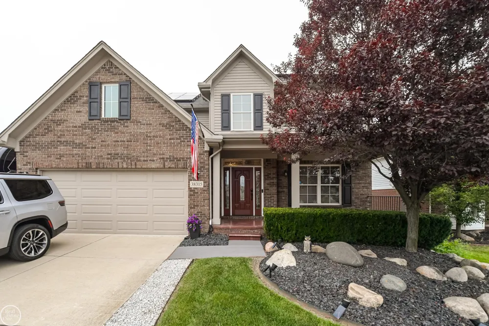 38315 Maple Drive Clinton Charter Township, MI 48038