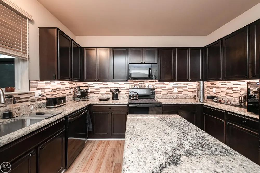 38315 Maple Drive Clinton Charter Township, MI 48038