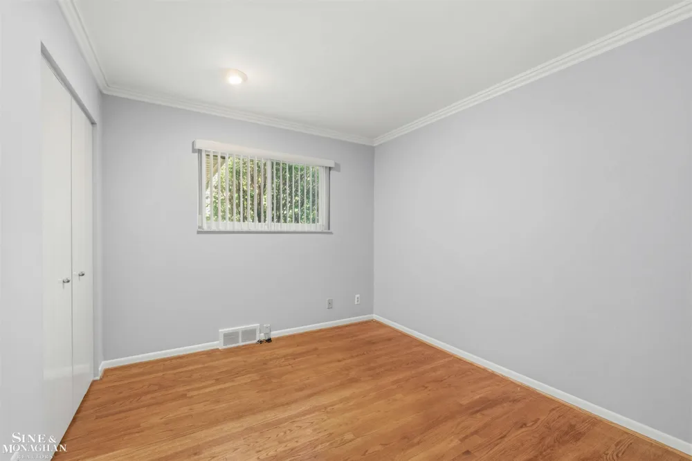 37936 Seaway Ct Court Harrison Charter Township, MI 48045
