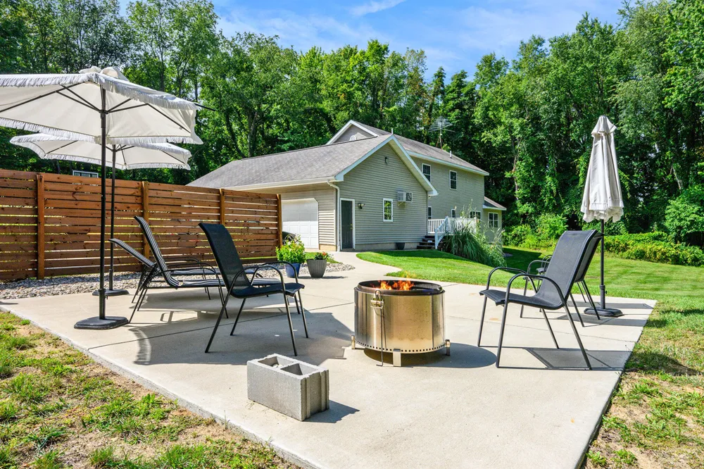 5856 Windingwood Drive Oshtemo Charter Township, MI 49009