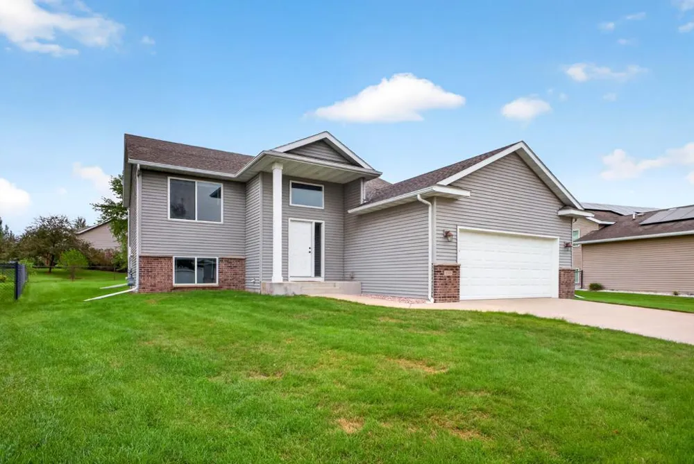 4569 Arctic Fox Road NW Rochester, MN 55901