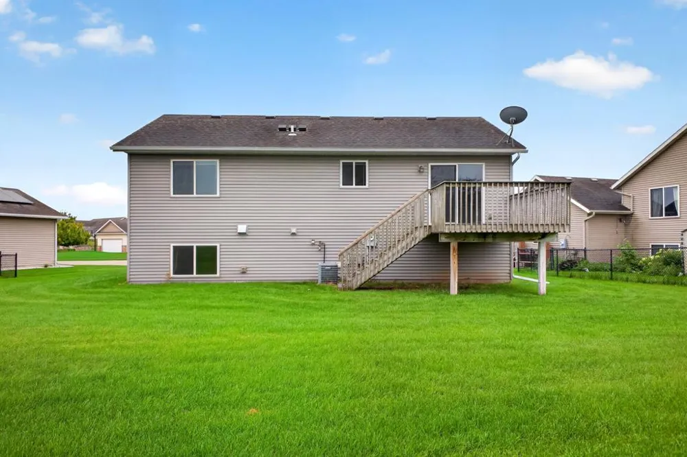 4569 Arctic Fox Road NW Rochester, MN 55901