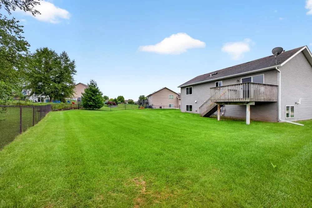4569 Arctic Fox Road NW Rochester, MN 55901
