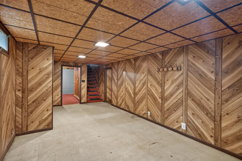11003 Norway Street NW Coon Rapids, MN 55448