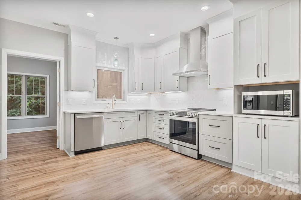 823 Iris Lane Newton, NC 28658