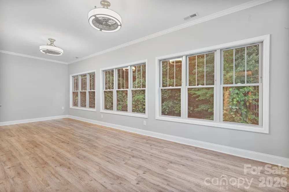 823 Iris Lane Newton, NC 28658