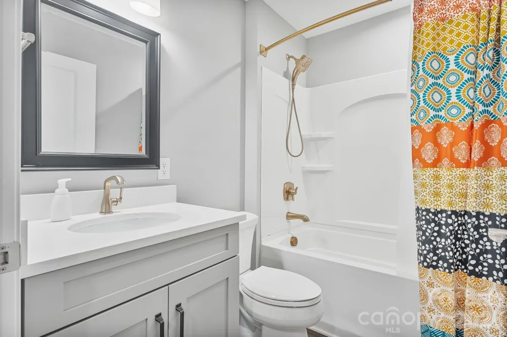 823 Iris Lane Newton, NC 28658