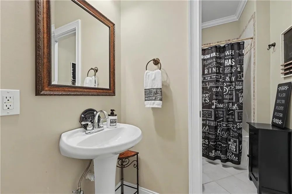 53 Saint Ives Circle Winder, GA 30680