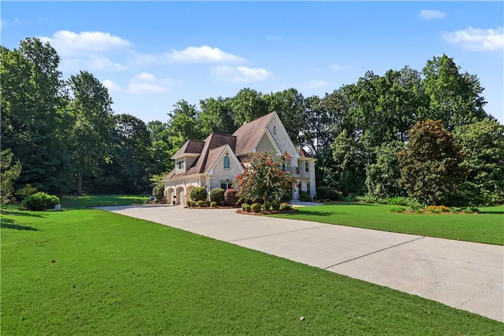 53 Saint Ives Circle Winder, GA 30680