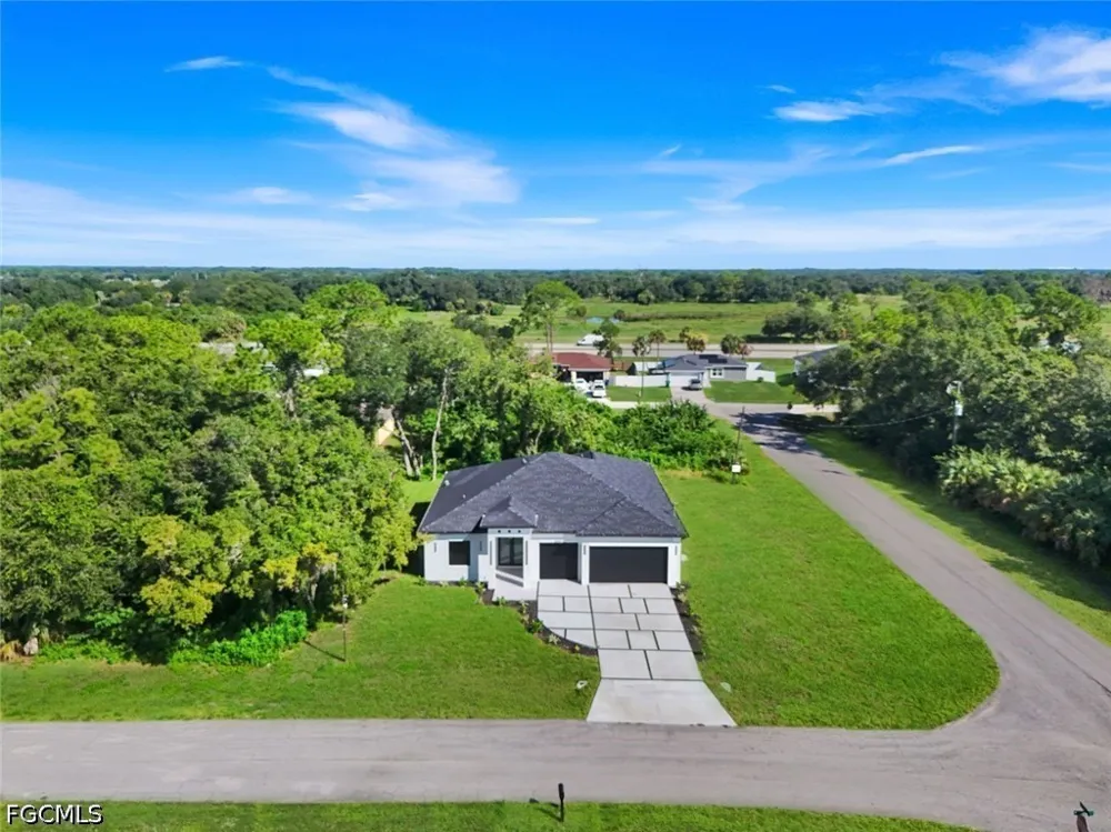 Acorn Circle Labelle, FL 33935