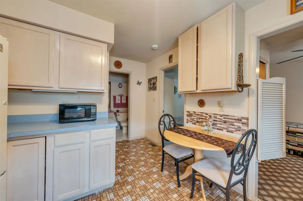 11 Aspen Drive Cape May Court House, NJ 08210