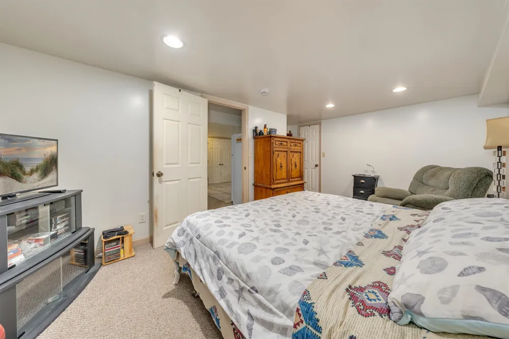 11 Aspen Drive Cape May Court House, NJ 08210