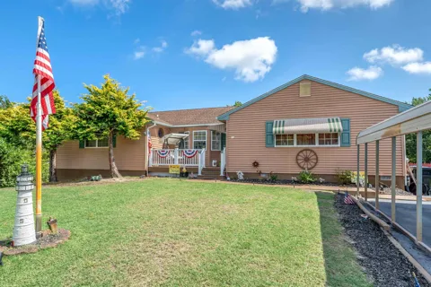 11 Aspen Drive