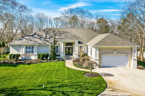 14 Caledonia Drive