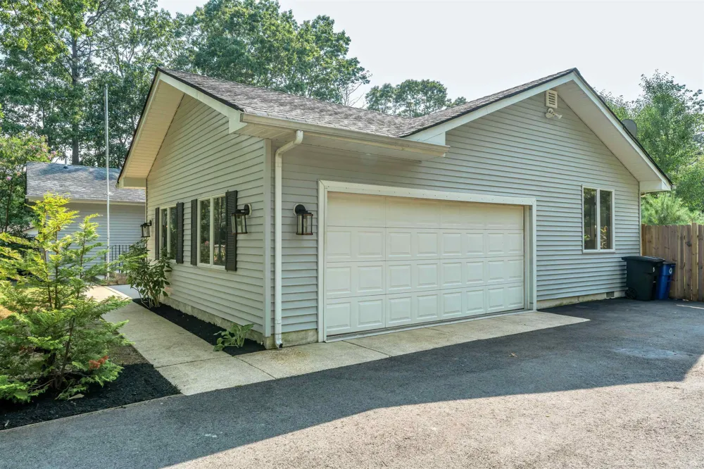 41 Stagecoach Road Cape May Court House, NJ 08210