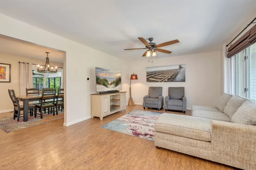 41 Stagecoach Road Cape May Court House, NJ 08210