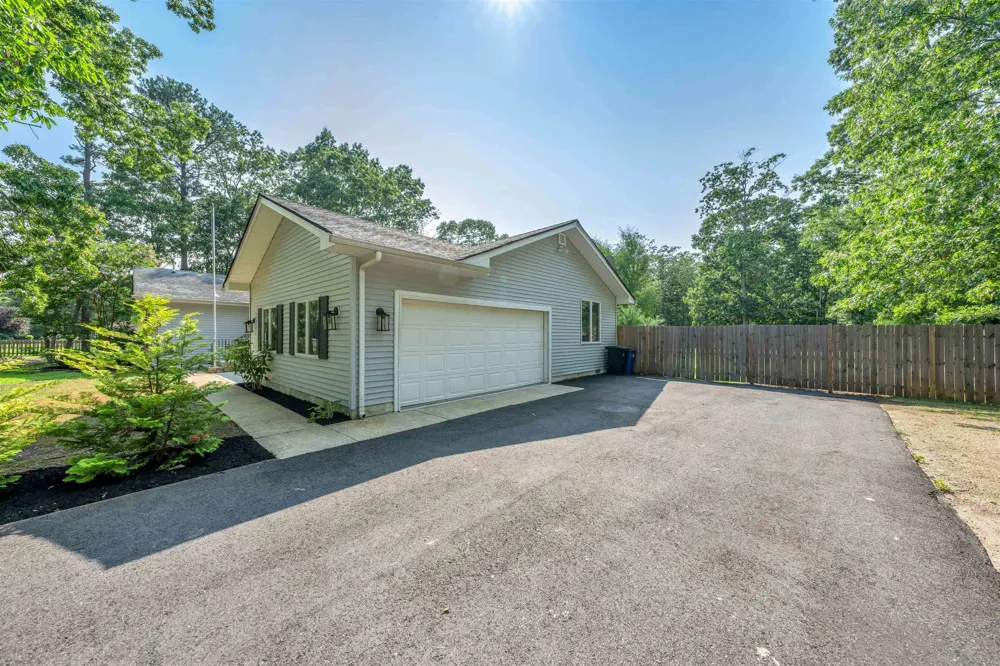 41 Stagecoach Road Cape May Court House, NJ 08210