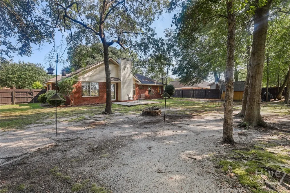 135 Hawthorne Drive Guyton, GA 31312
