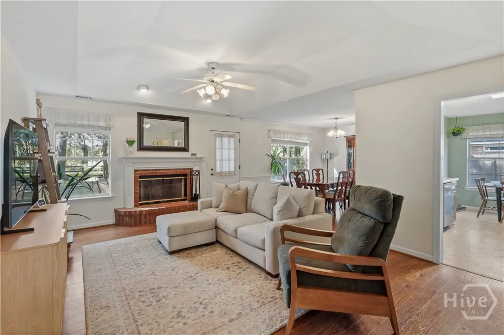 135 Hawthorne Drive Guyton, GA 31312