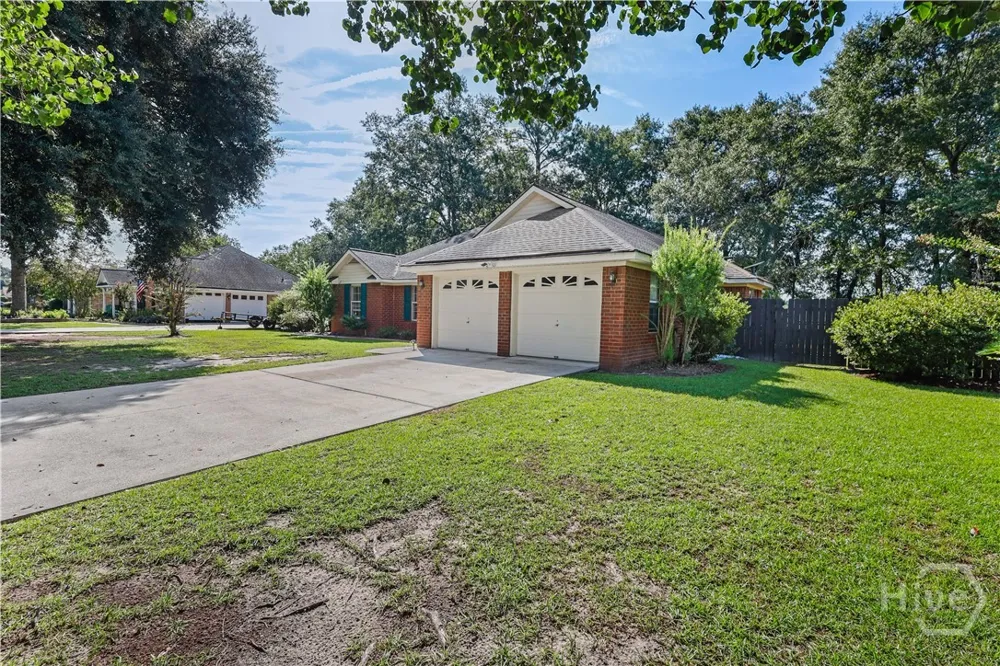 135 Hawthorne Drive Guyton, GA 31312