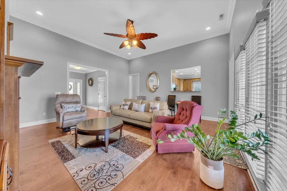 61 N Kensington Ct Manchester, TN 37355