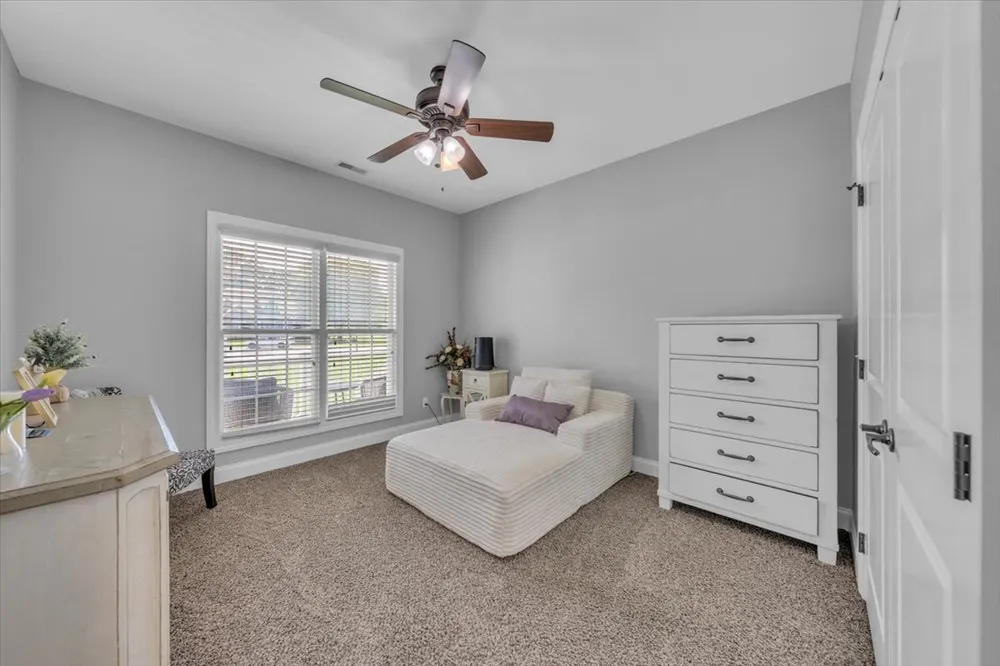 61 N Kensington Ct Manchester, TN 37355