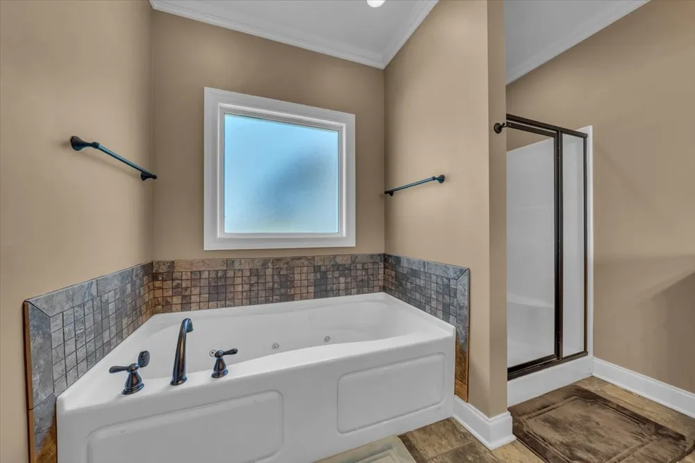 61 N Kensington Ct Manchester, TN 37355