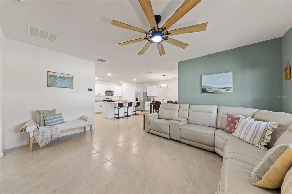 907 GUADALUPE Orange City, FL 32763