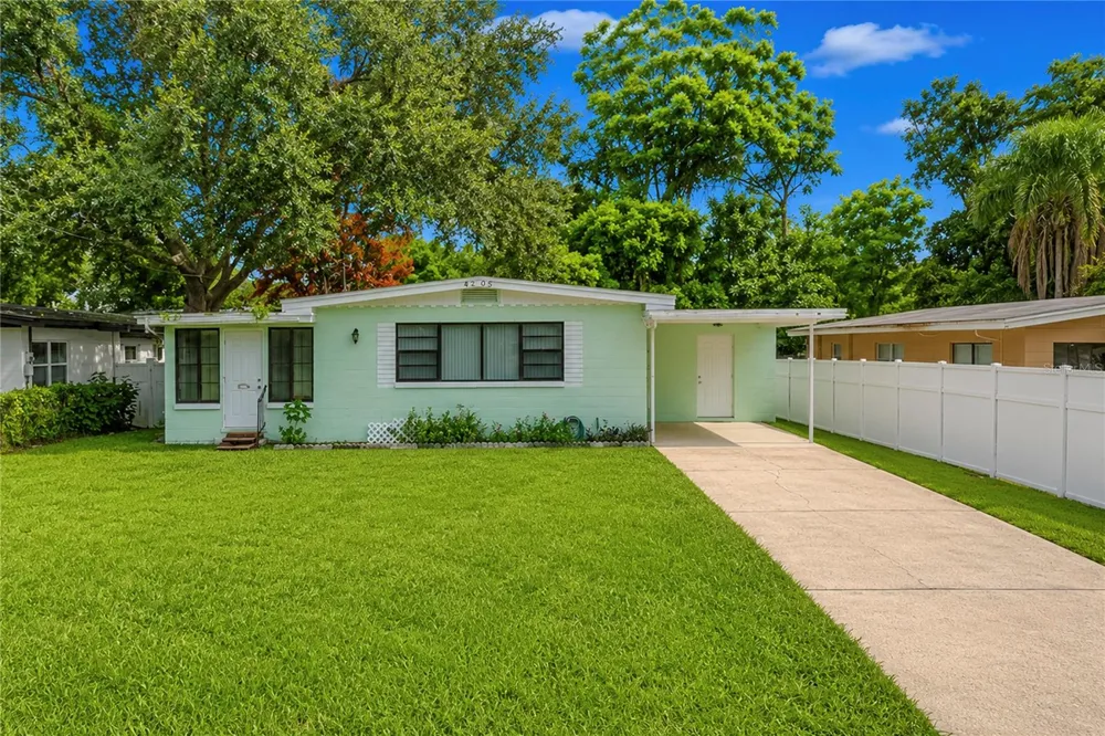4205 MIZELL STREET Orlando, FL 32812