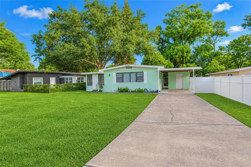 4205 MIZELL STREET Orlando, FL 32812