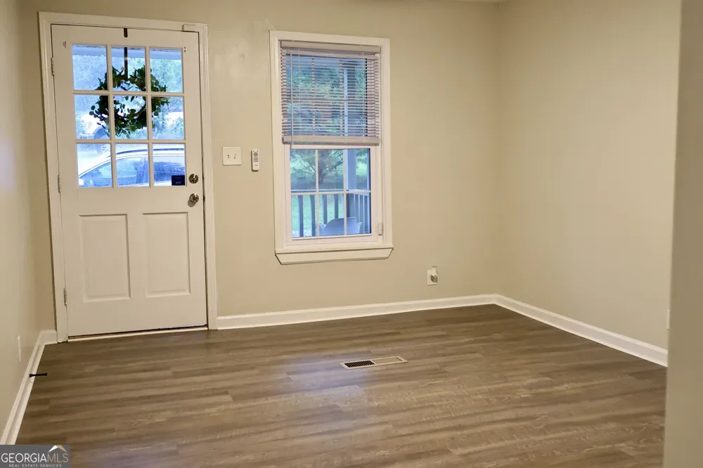 3914 Pine Lake RD West Point, GA 31833